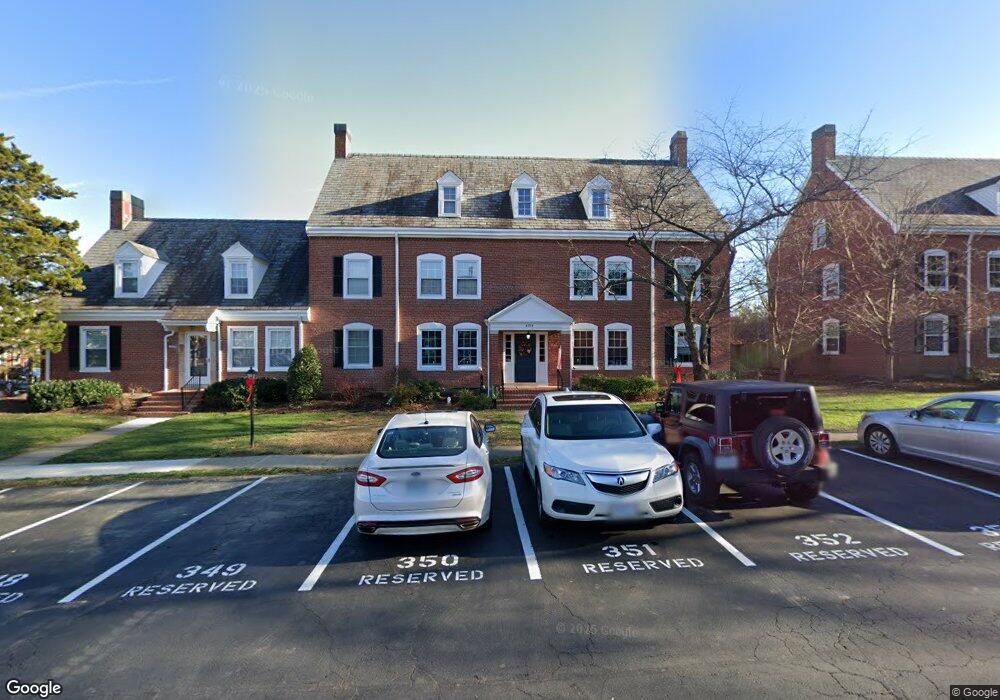 4504 36th St S unit B2, Arlington, VA 22206 - photo 1