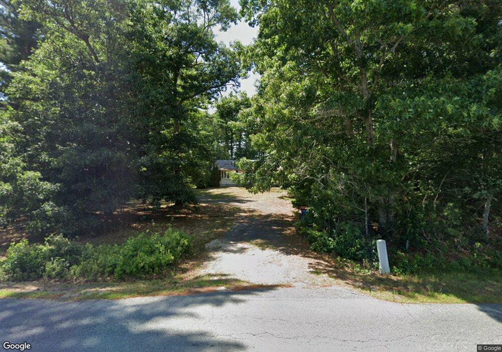 555 Marys Pond Rd, Rochester, MA 02770 - photo 1