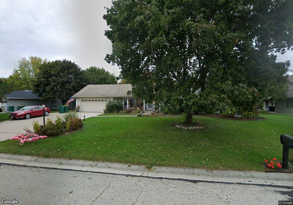 N103W15984 Founders Ln, Germantown, WI 53022 - photo 1