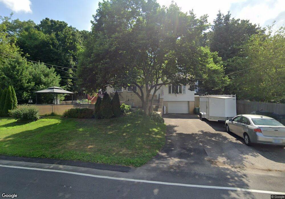 499 Tidewater Dr, Warwick, RI 02889 - photo 1