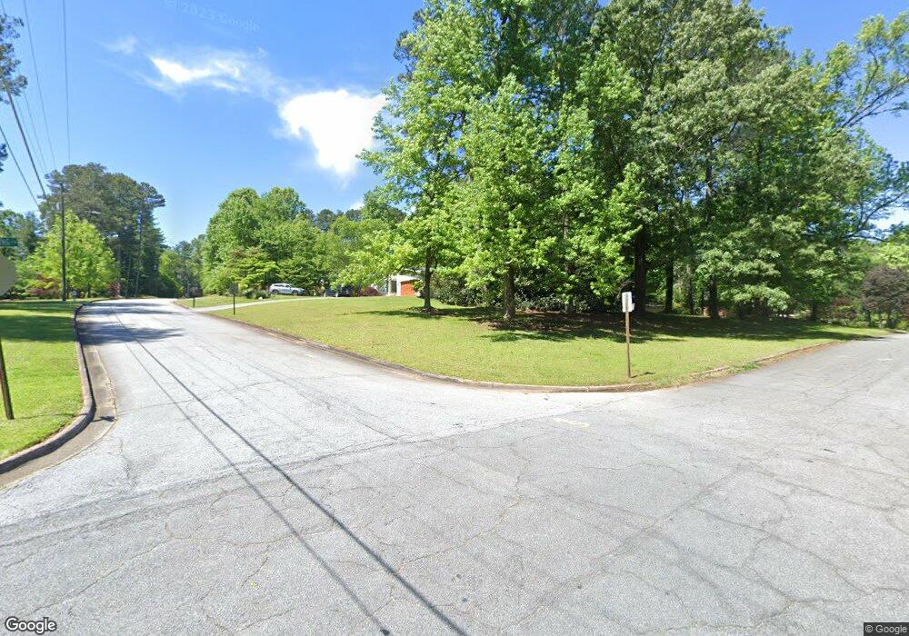 2018 Glacier Dr, Stone Mountain, GA 30087 - photo 1