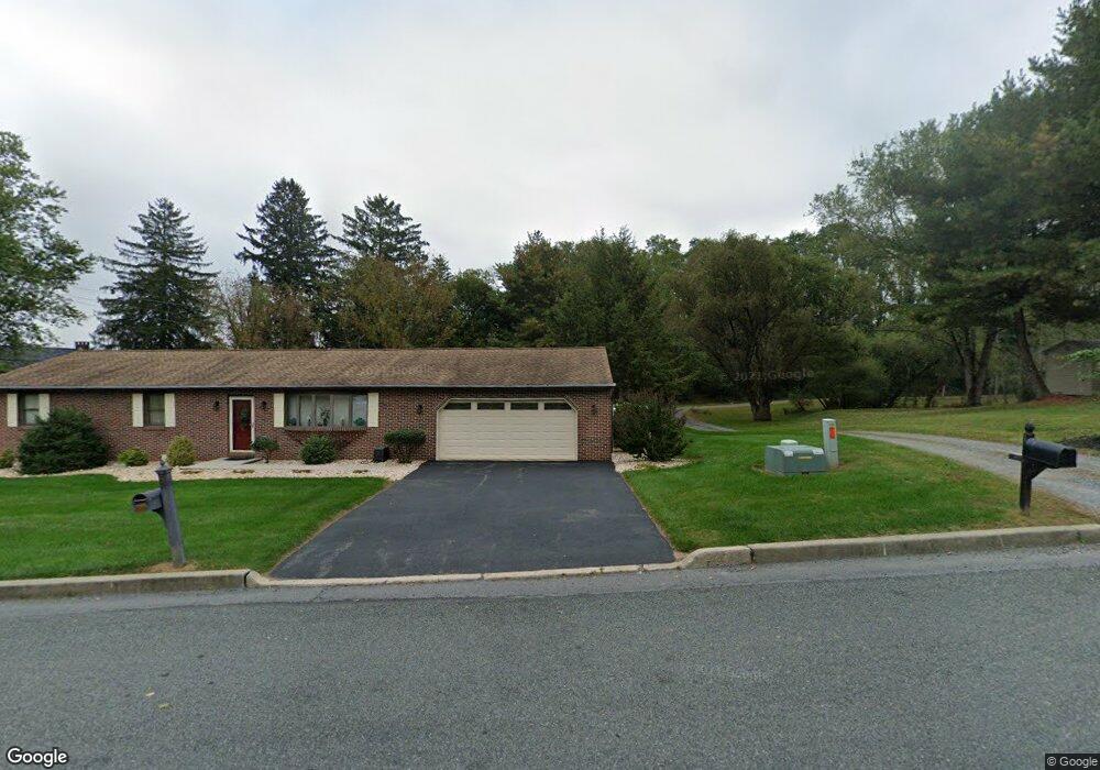 15 Pheasant Run Rd, Boyertown, PA 19512 - photo 1