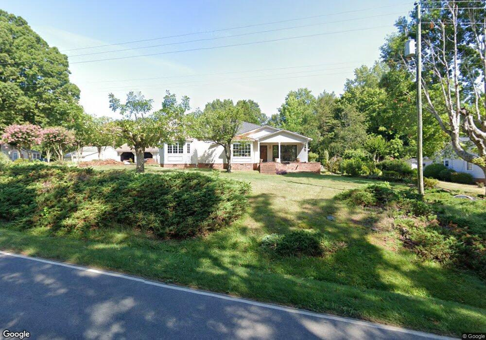 910 Brooklyn Avenue Extension, Ramseur, NC 27316 - photo 1