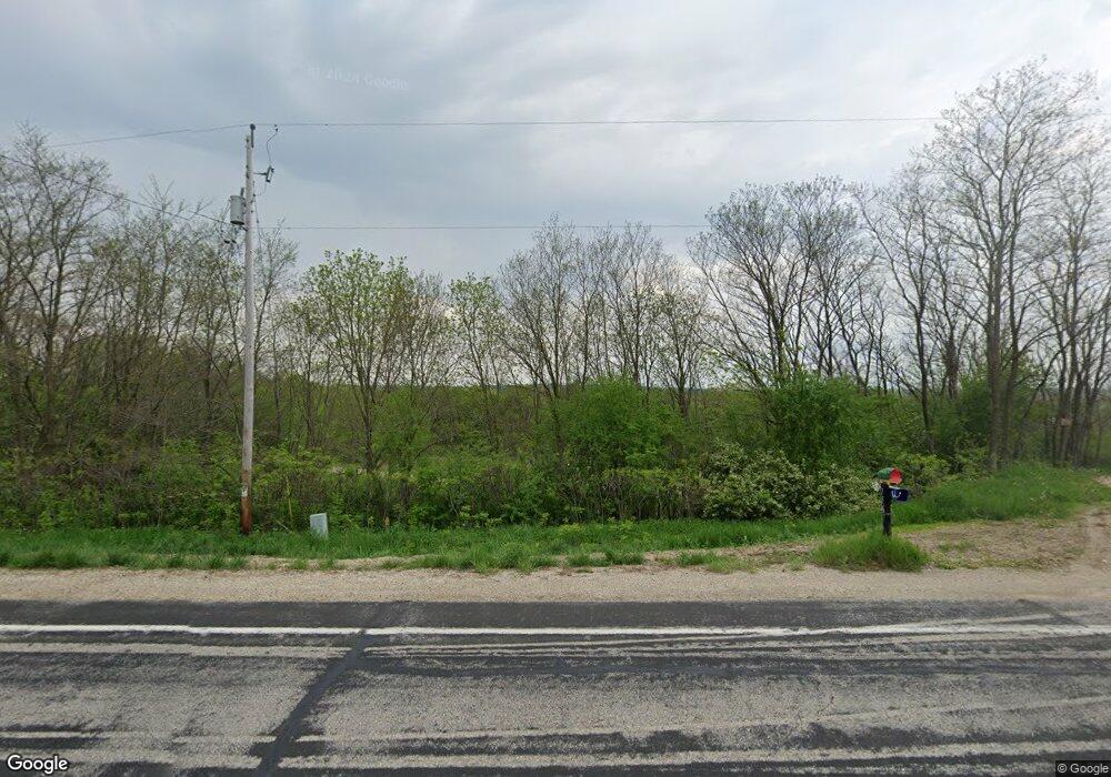 7511 Kettle View Dr, West Bend, WI 53090 - photo 1