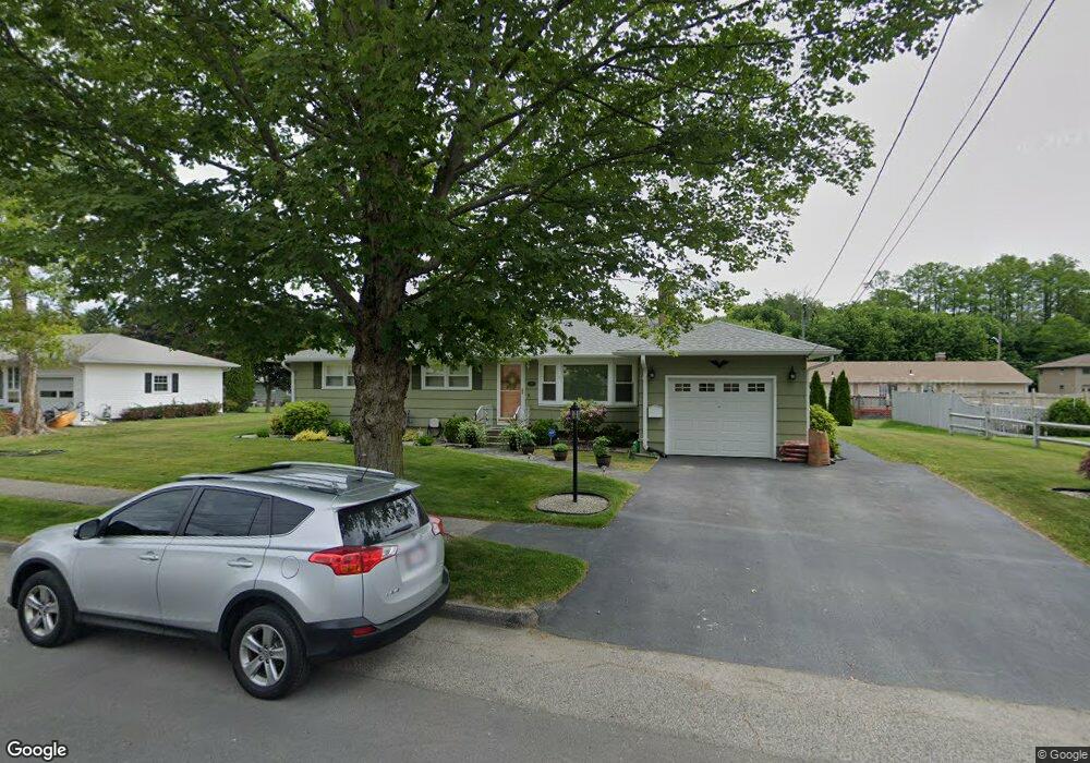 11 Hycrest Dr, Worcester, MA 01606 - photo 1