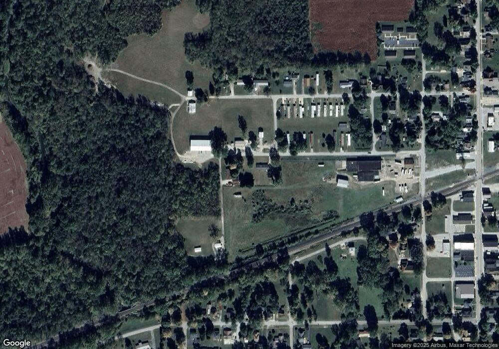 431 W Wabash St, Andrews, IN 46702 - photo 1