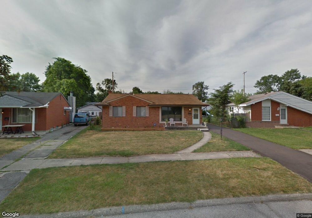 1010 Lochhead Ave, Flint, MI 48507 - photo 1