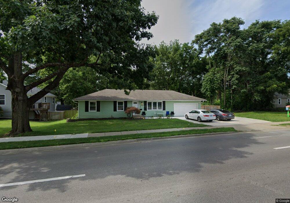 10707 Johnson Dr, Shawnee, KS 66203 - photo 1