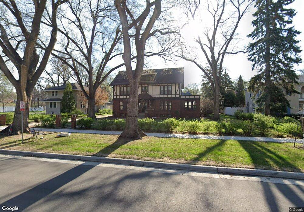 1206 9th St S, Fargo, ND 58103 - photo 1