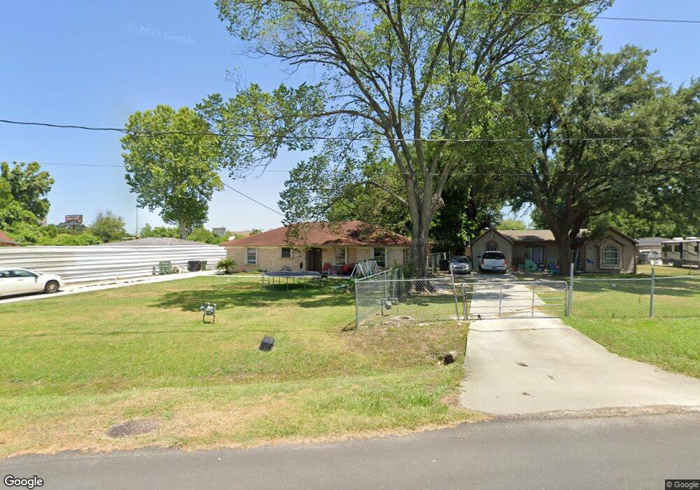 602 Blue Bell Rd, Houston, TX 77037 - photo 1