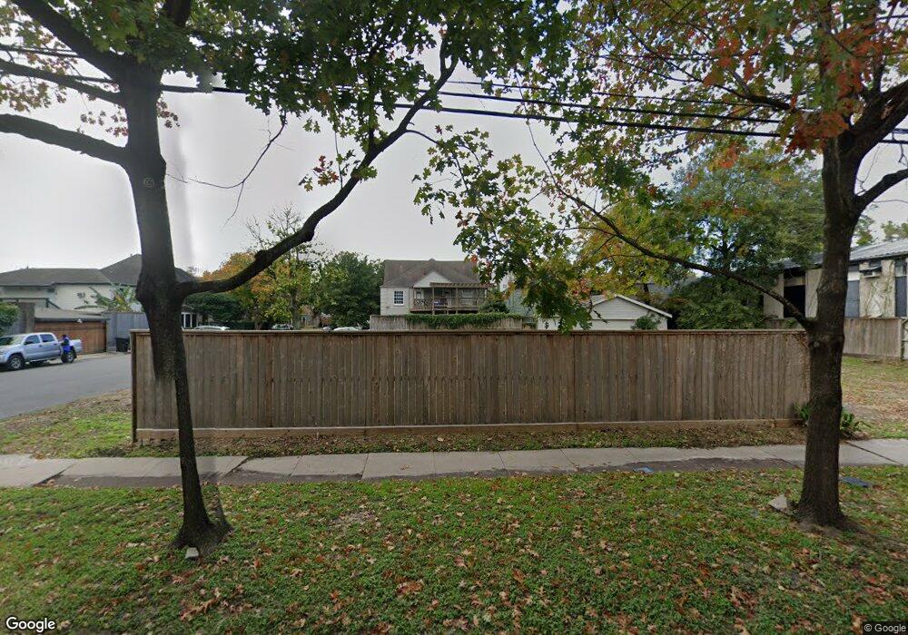 2424 Elmen St, Houston, TX 77019 - photo 1
