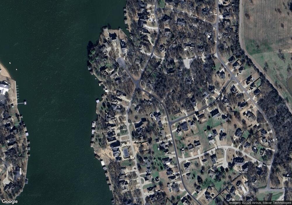 1029 Kiowa Dr E, Gainesville, TX 76240 - photo 1