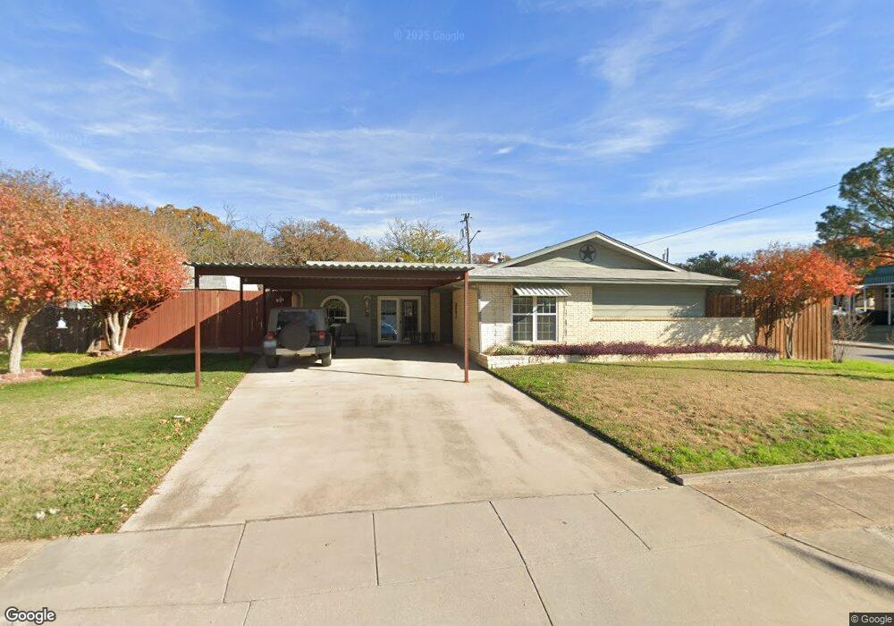 2421 Westwood Dr, Denton, TX 76205 - photo 1