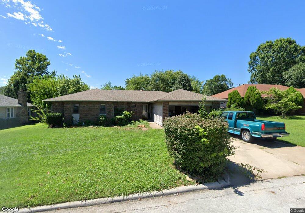 411 Hillcrest Ave, Nixa, MO 65714 - photo 1