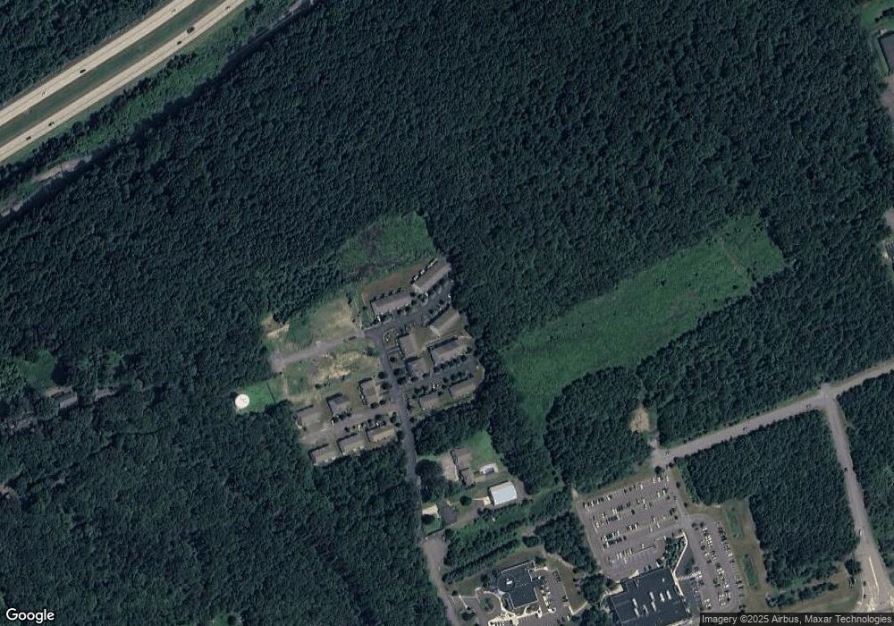 204 Thomas Ln, Hazleton, PA 18202 - photo 1