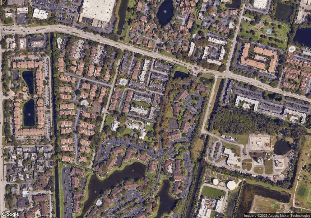 2635 SW 73rd Way unit 35, Davie, FL 33314 - photo 1