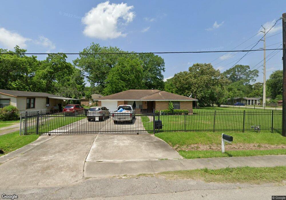 9119 Bertwood St, Houston, TX 77016 - photo 1