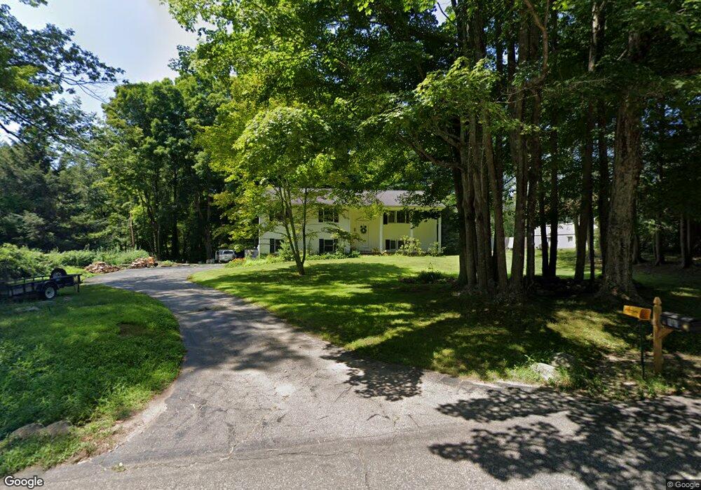 24 Pine St, Columbia, CT 06237 - photo 1