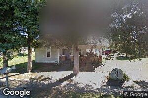 907 S Iowa St, Ashmore, IL 61912