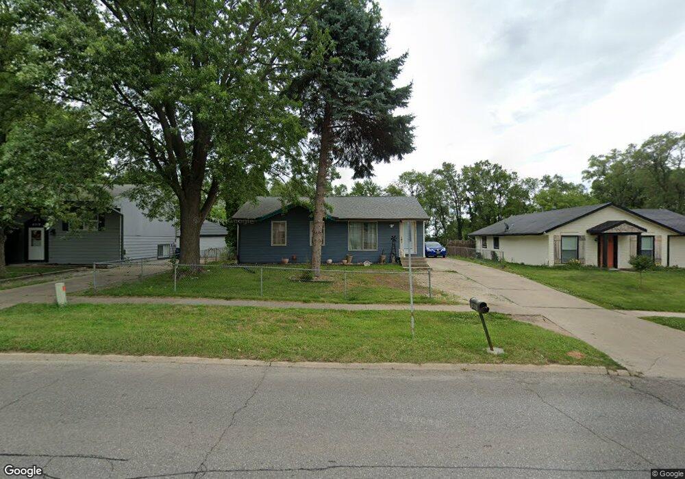 4323 SE 5th St, Des Moines, IA 50315 - photo 1