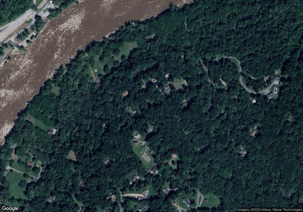 475 Shenanwood Dr, Harpers Ferry, WV 25425 - photo 1