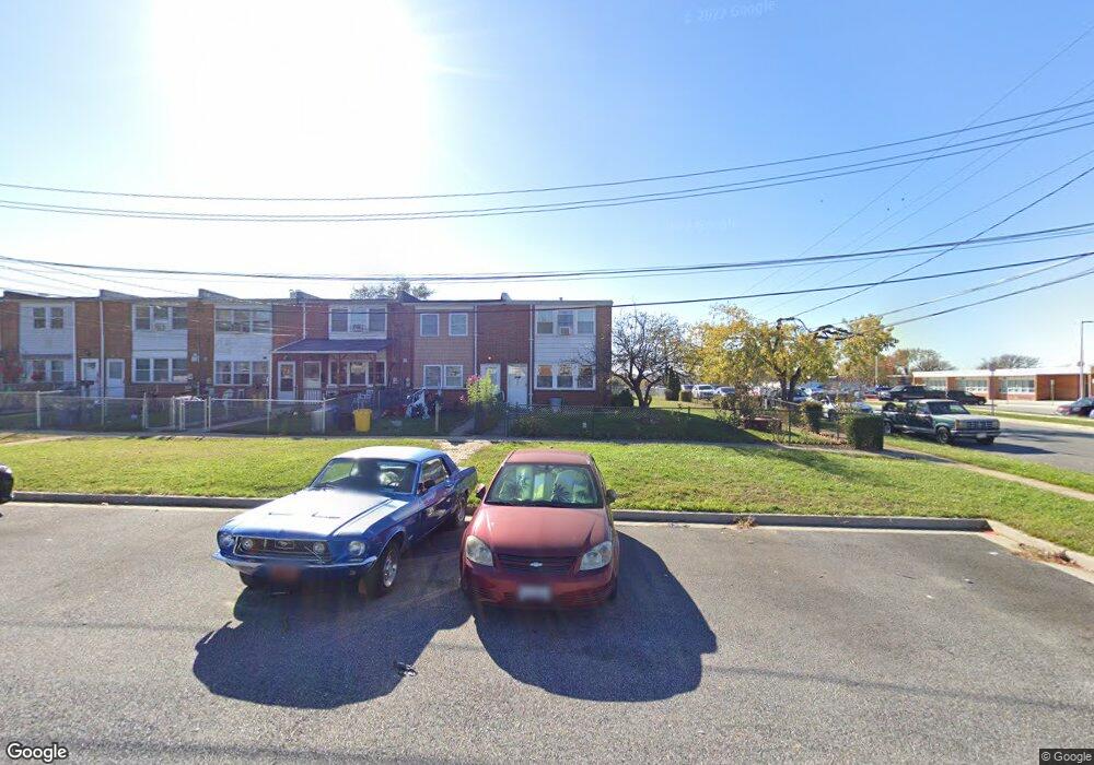 445 Lambert Ct, Halethorpe, MD 21227 - photo 1