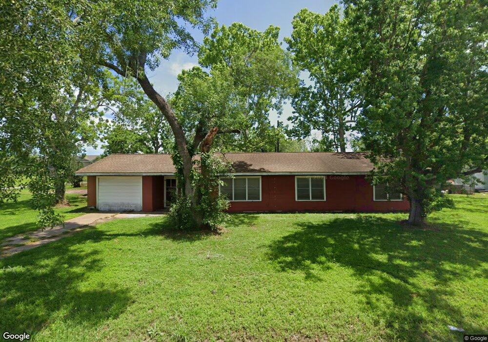 229 4th St, Brazoria, TX 77422 - photo 1