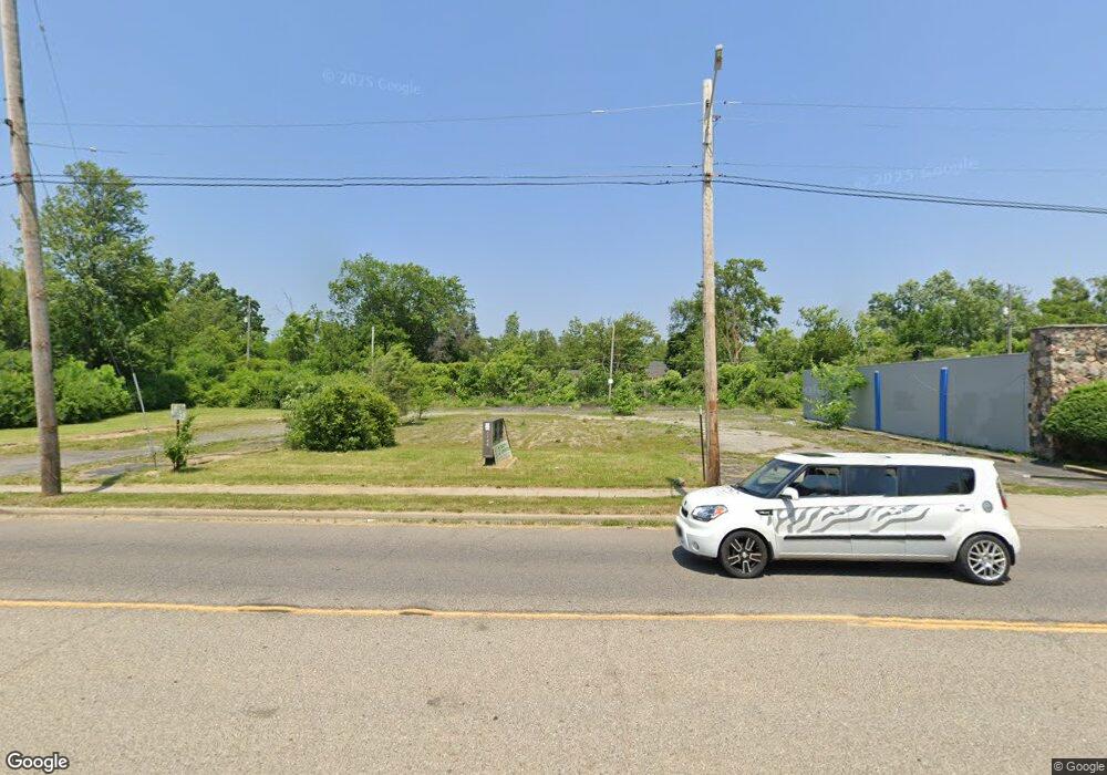 2744 Flushing Rd, Flint, MI 48504 - photo 1