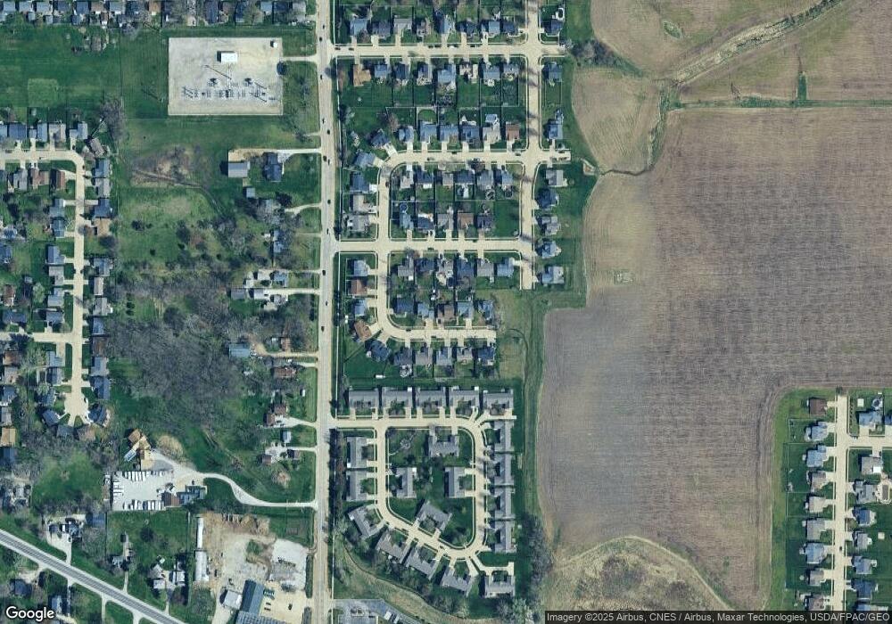 1638 W 64th St, Davenport, IA 52806 - photo 1