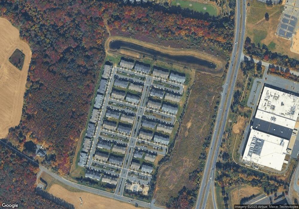 21 Bauer Ln, Cranbury, NJ 08512 - photo 1