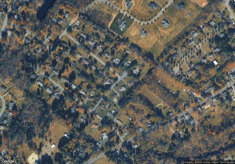 9 Hemlock Ct, Hackettstown, NJ 07840 - photo 1