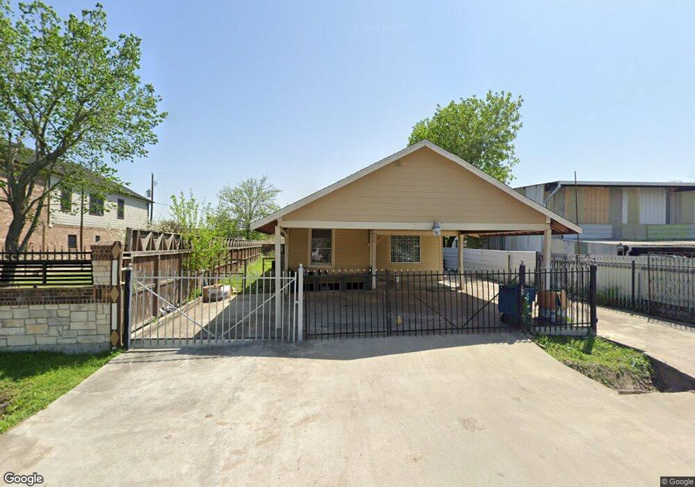 2506 Warwick Rd, Houston, TX 77093 - photo 1