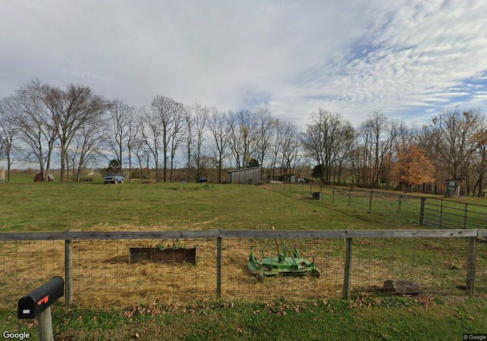 916 Connector Rd, Ewing, KY 41039 - photo 1