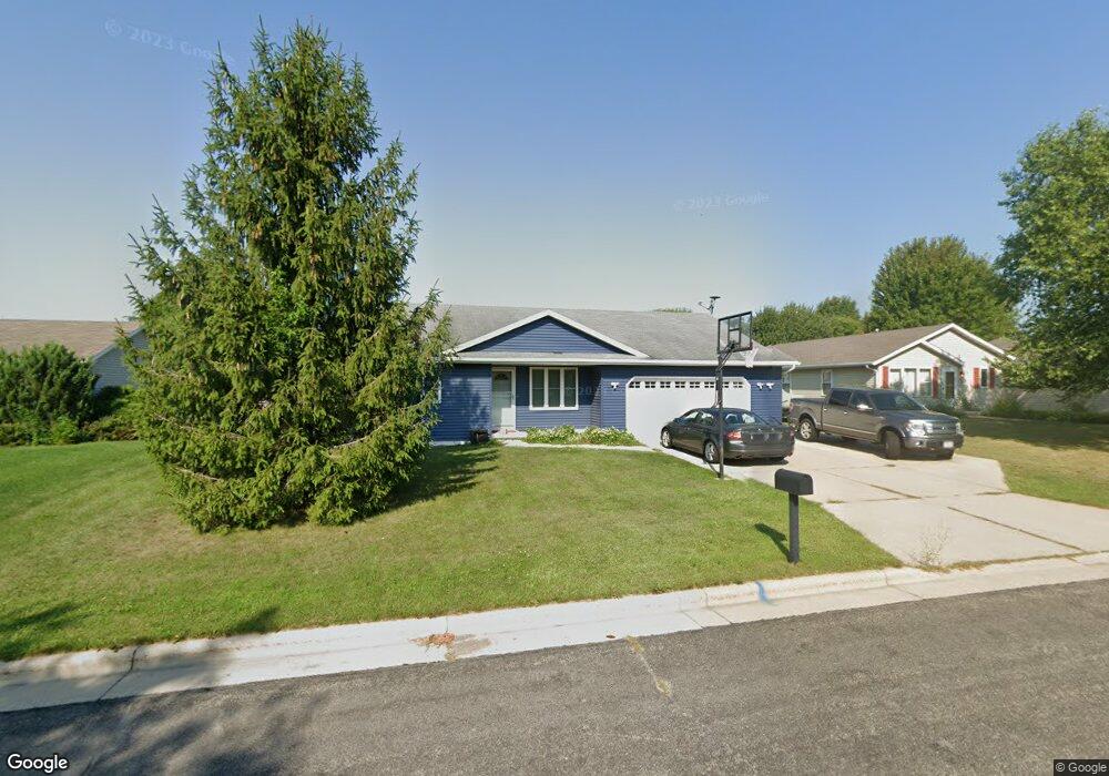 63 Debbie Dr, Evansville, WI 53536 - photo 1