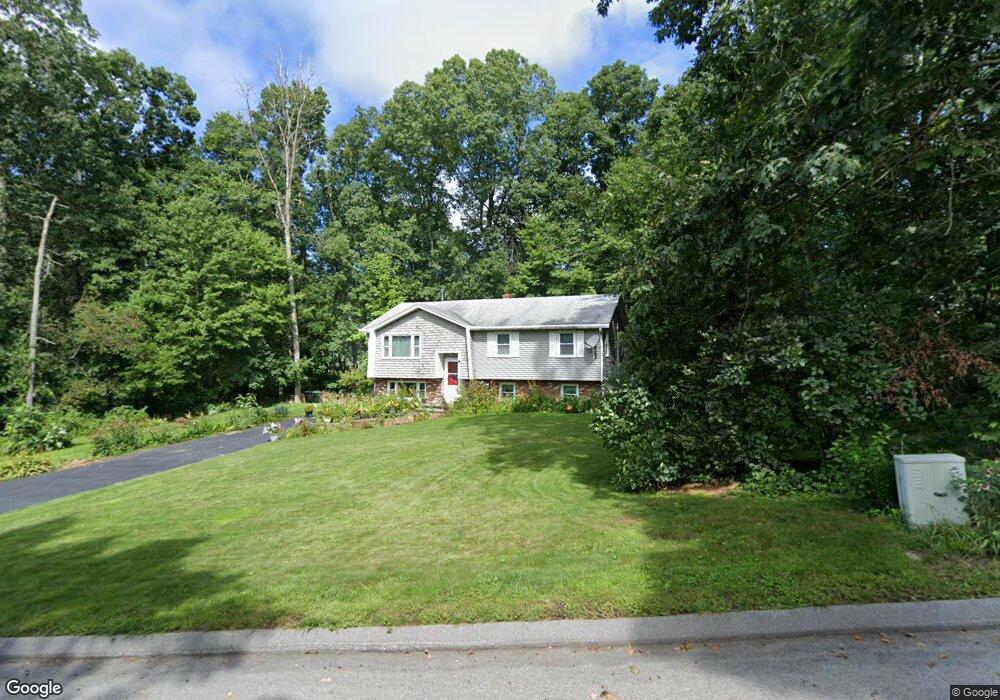 32 Hickory Dr, Dudley, MA 01571 - photo 1