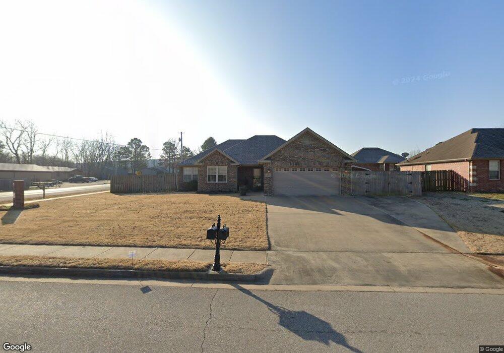 2355 Heather Lynn Ln, Fayetteville, AR 72701 - photo 1