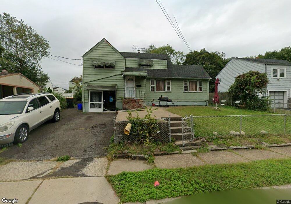 38 Roberts Rd, Somerset, NJ 08873 - photo 1