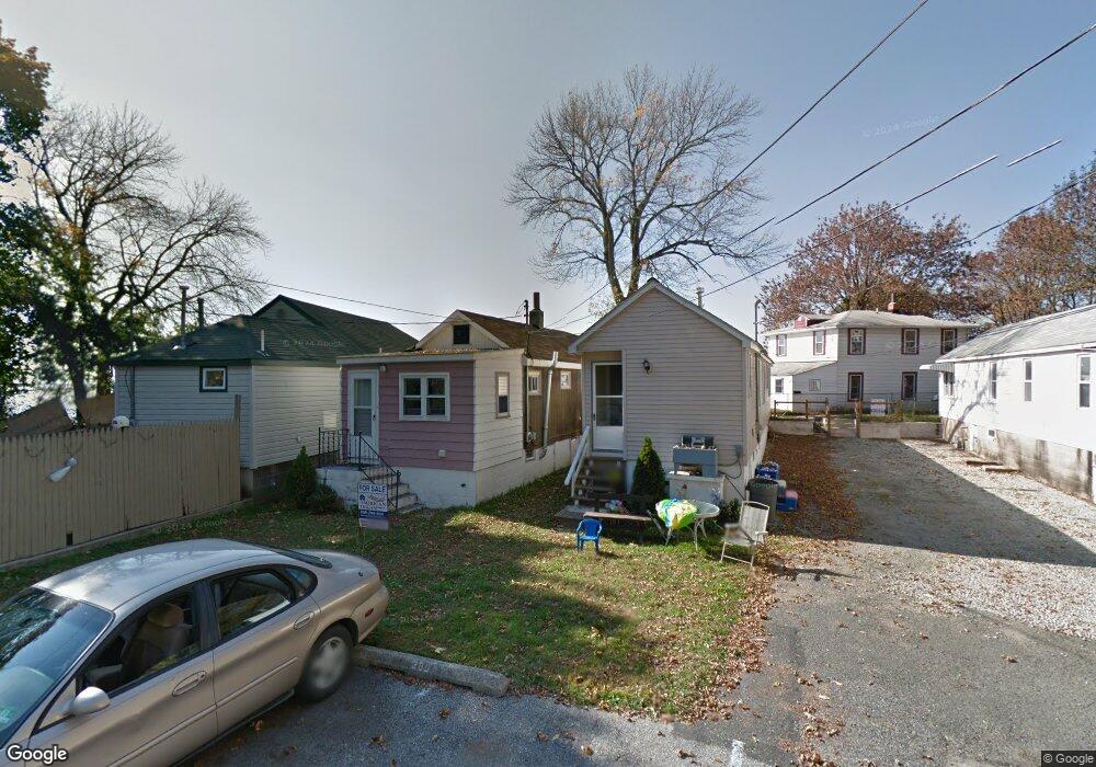 281 S River Walk, Penns Grove, NJ 08069 - photo 1