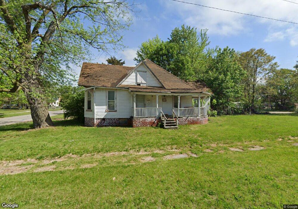 623 Franklin St, Moberly, MO 65270 - photo 1