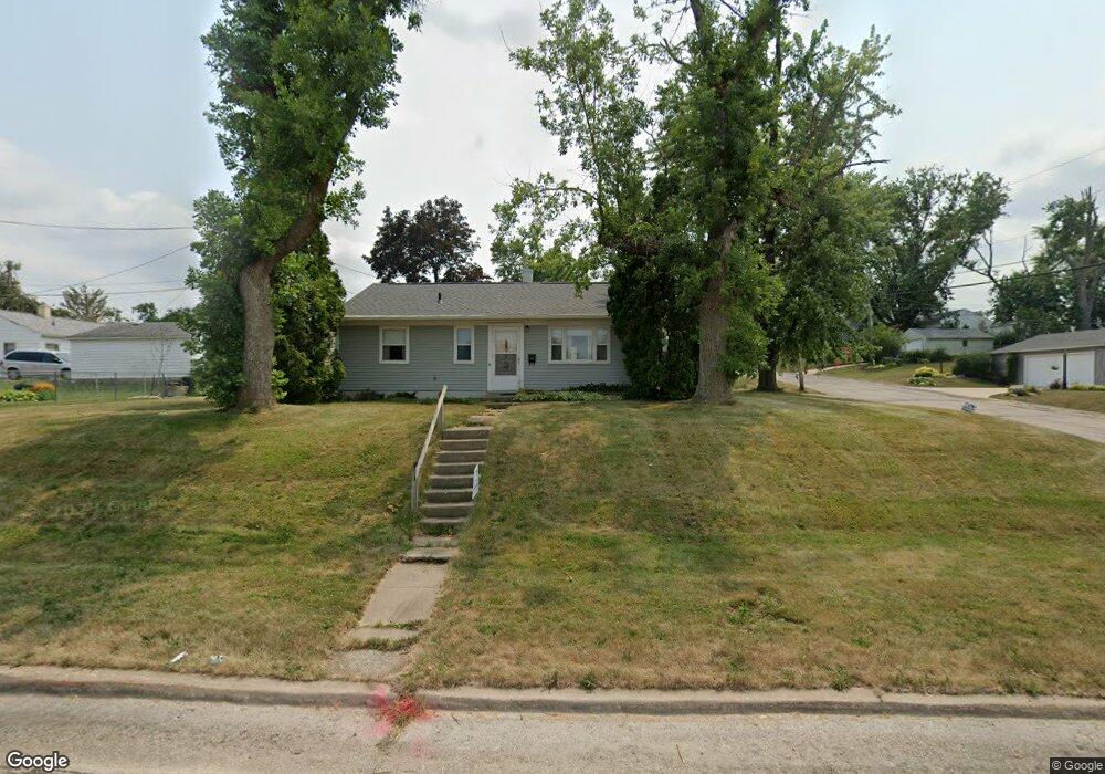 2223 8th Ave SW, Cedar Rapids, IA 52404 - photo 1