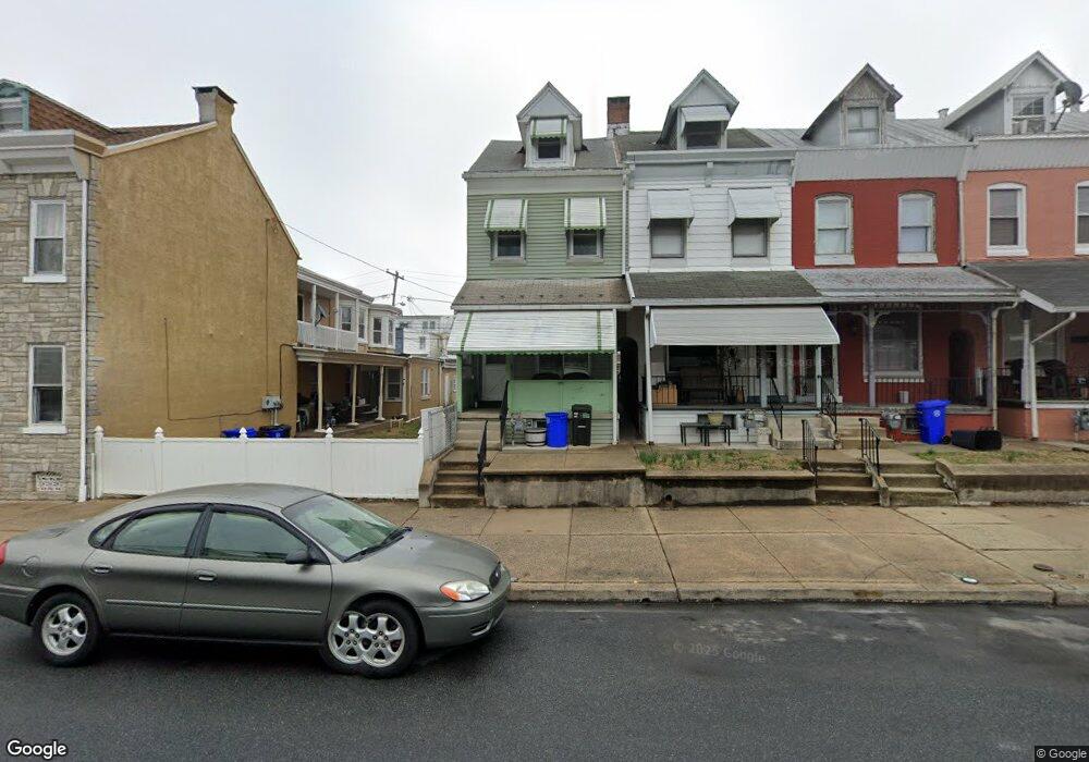 1633 N 10th St, Reading, PA 19604 - photo 1