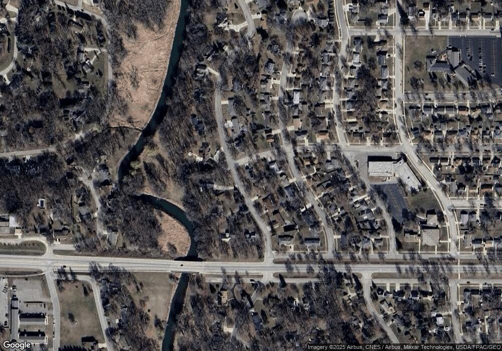 204 22nd St NW, Austin, MN 55912 - photo 1