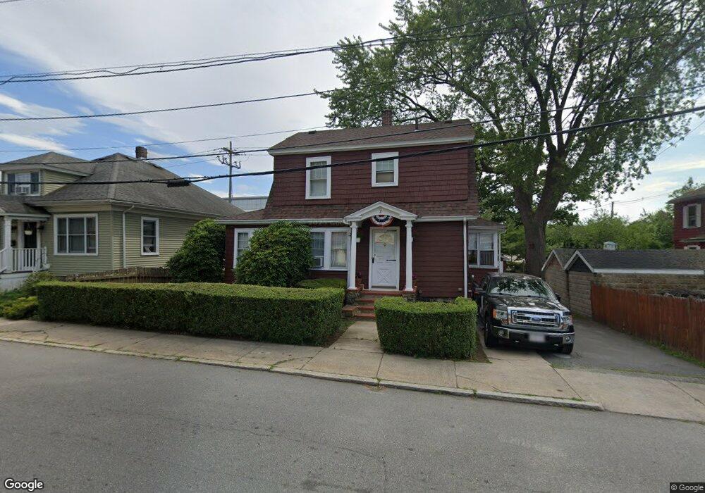 2 Raymond Rd, Salem, MA 01970 - photo 1