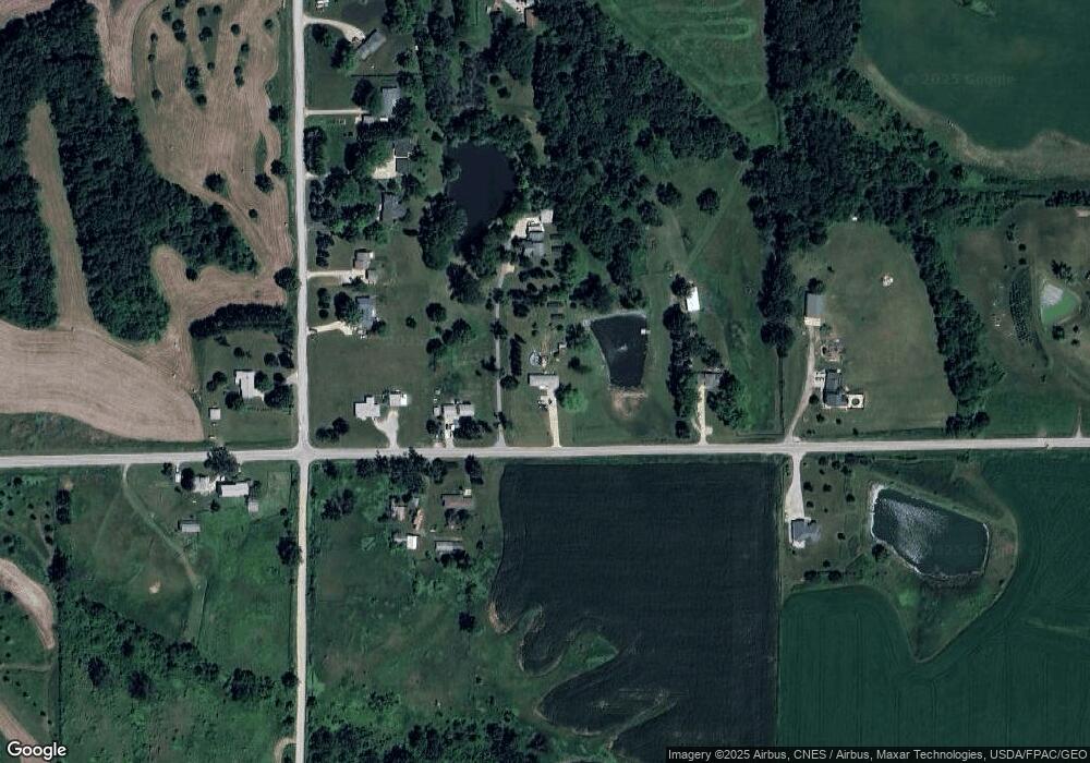 648 S 44th Ave E, Newton, IA 50208 - photo 1