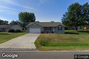 9520 W Lake Camelot Dr, Mapleton, IL 61547
