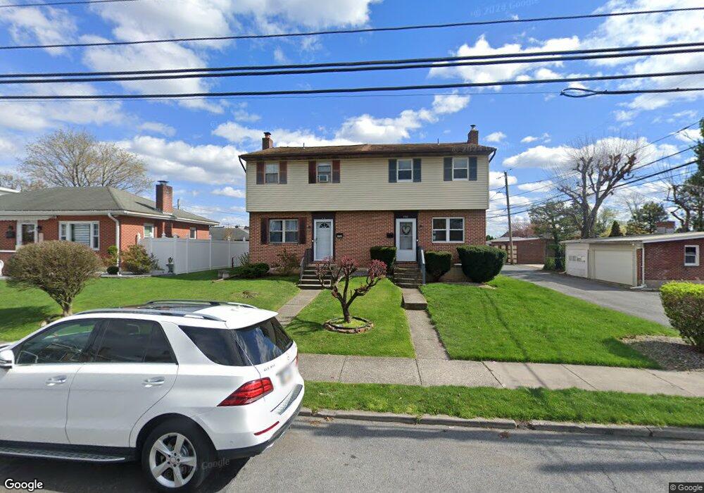 1736 W Greenleaf St, Allentown, PA 18104 - photo 1
