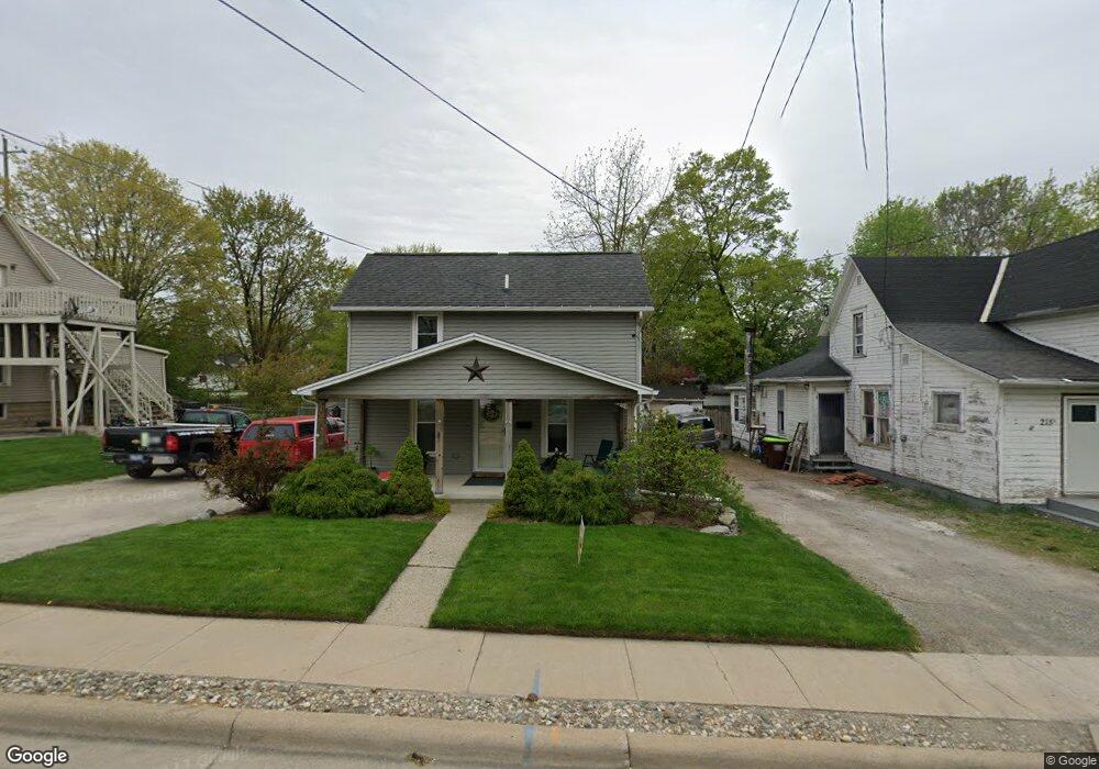 211 W Beecher St, Adrian, MI 49221 - photo 1
