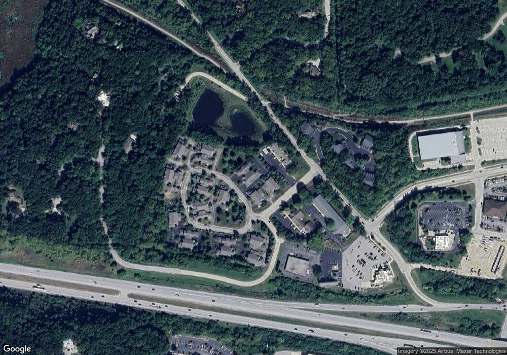 2229F Circle Ridge unit 6, Delafield, WI 53018 - photo 1