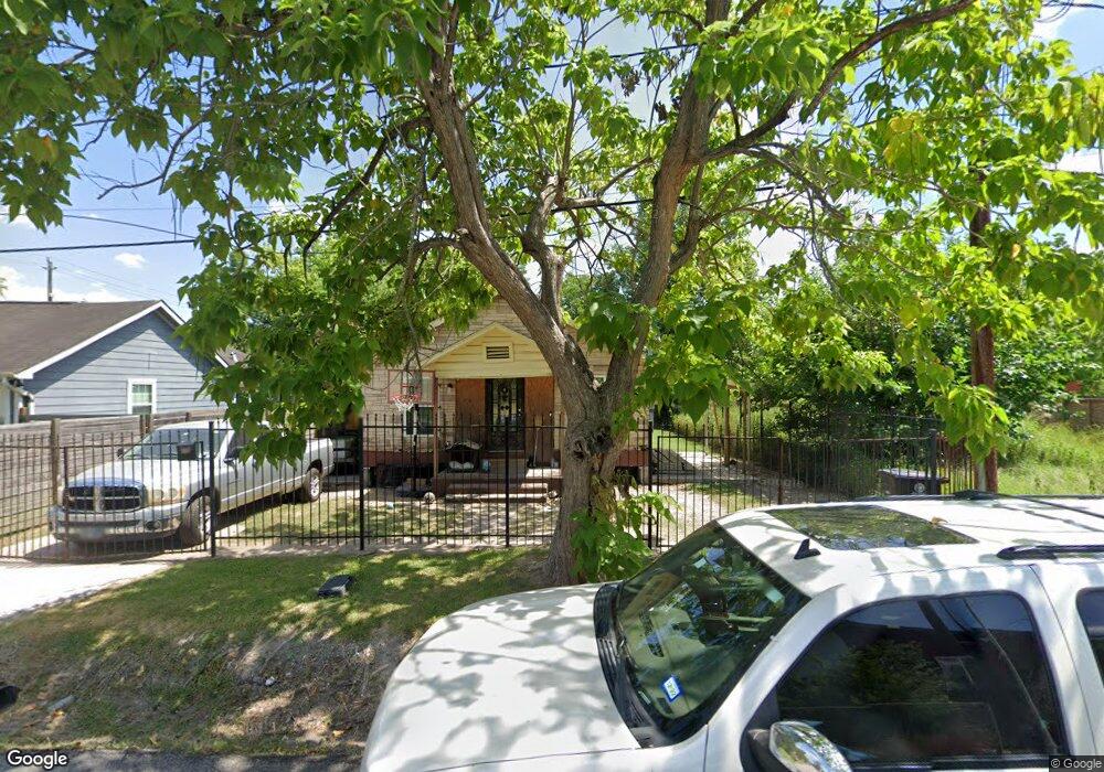 304 E 43rd St, Houston, TX 77022 - photo 1