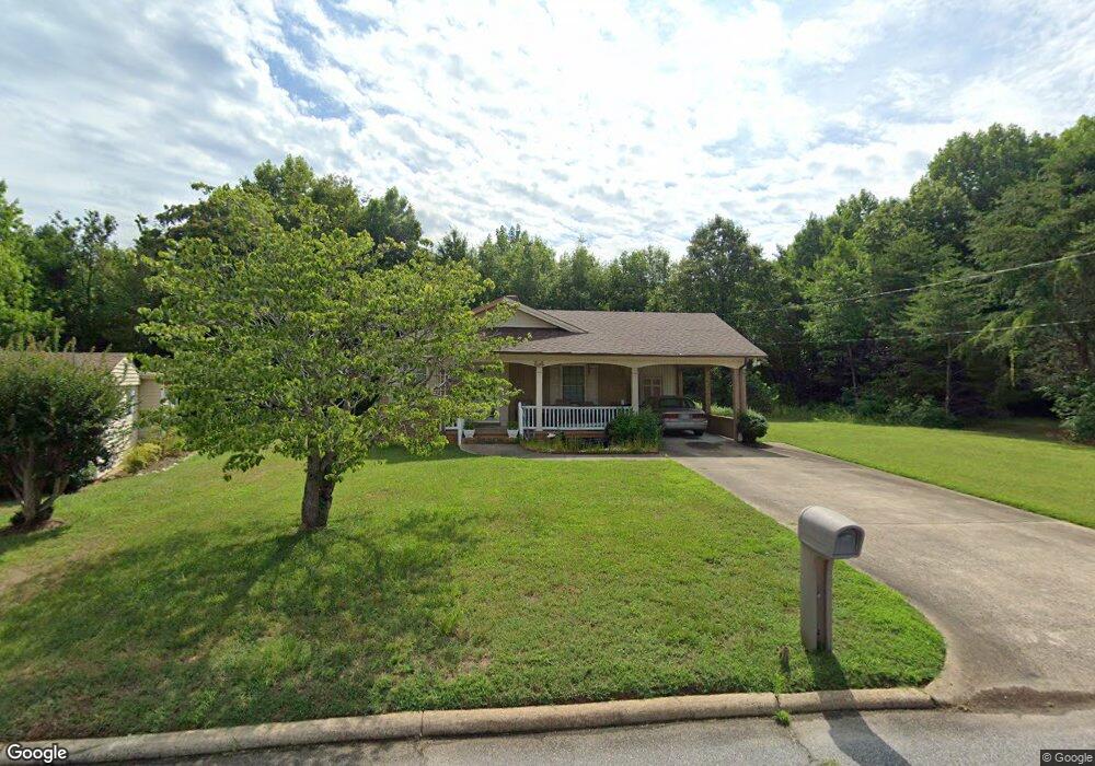 614 Winstead St, Reidsville, NC 27320 - photo 1